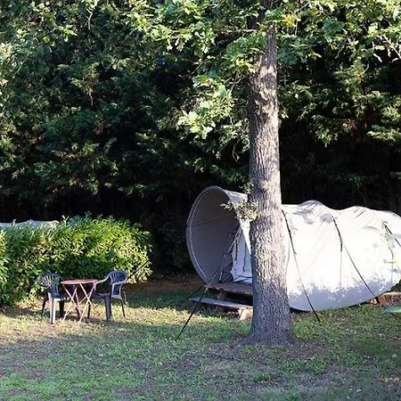 3 Etoiles - Eeeggi * Bagneaux-sur-Loing